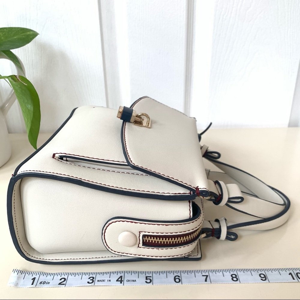 Zara · Cream Navy Gold Handbag Crossbody Burgundy Lining - Zara Basic Collection - Picture 6 of 16